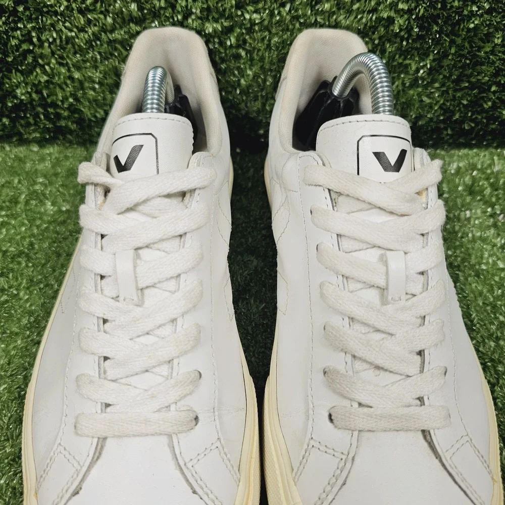 VEJA Esplar White Leather Neutral Casual Low Top Sneakers Womens Size 6